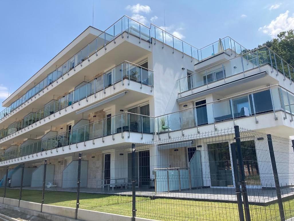 Apartament Zawia Apartman Balatonföldvár Zewnętrze zdjęcie